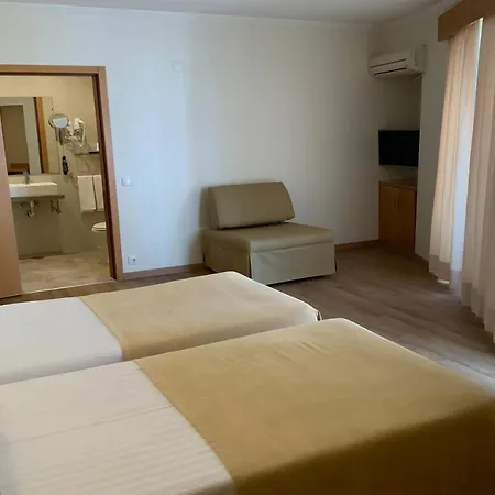 Mare Отель Назаре