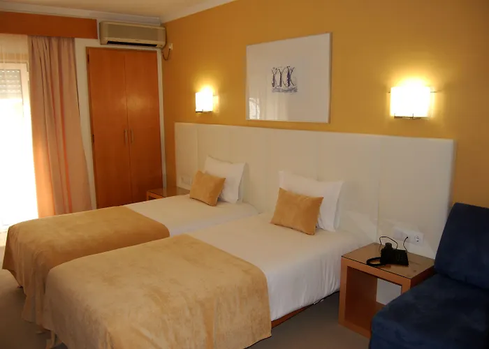 Mare מלון נאזרה